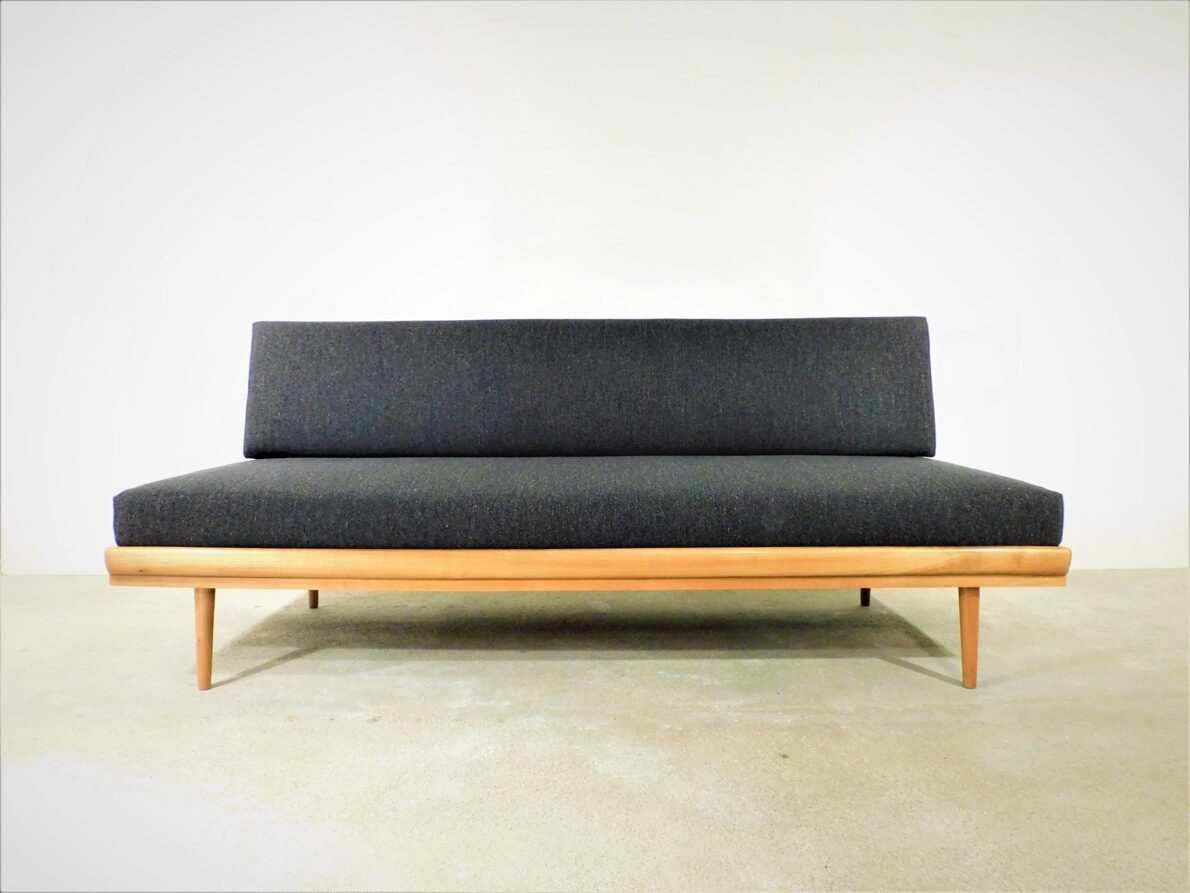 Artikelbild "Knoll Antimott" Daybed/ Sofa