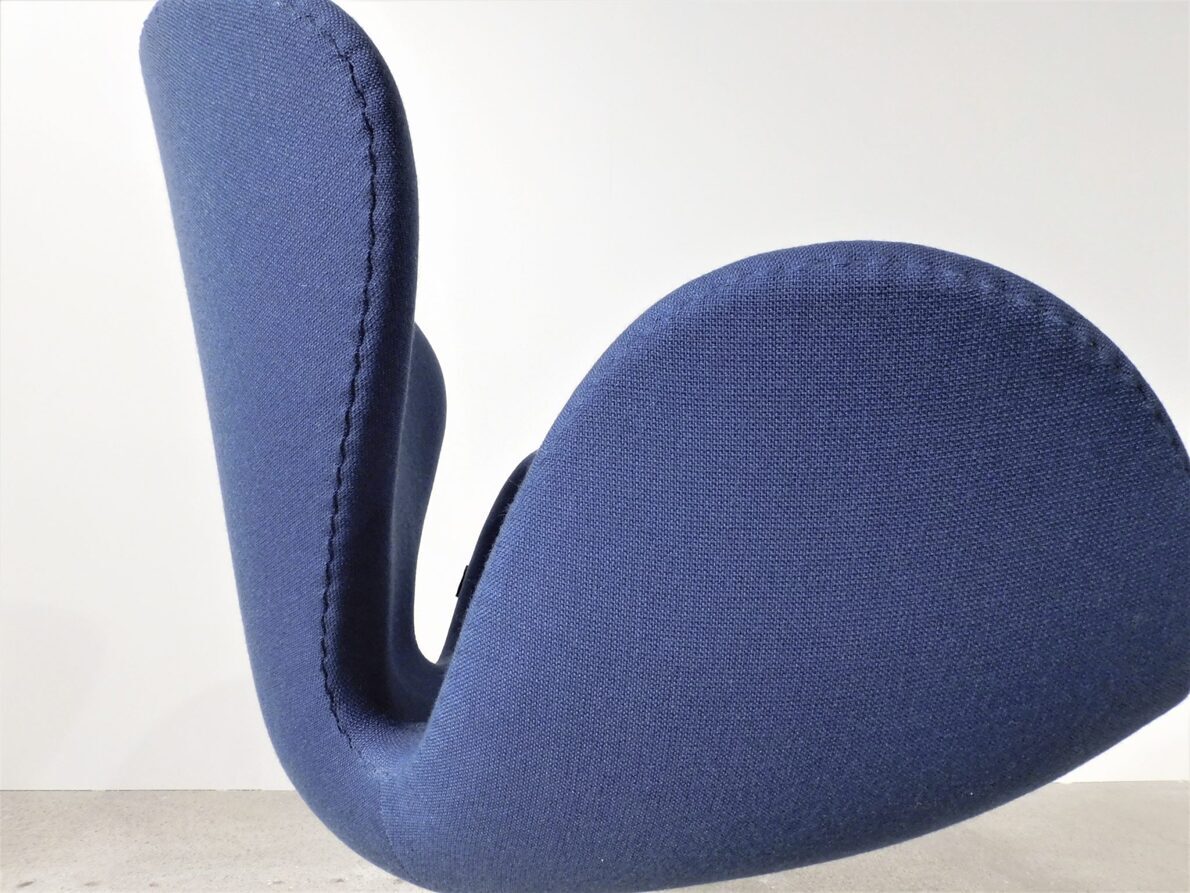 Artikelbild "Swan Chair"