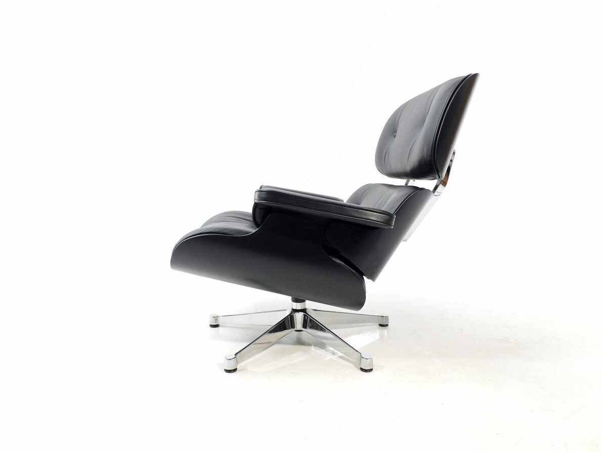 Artikelbild Black "Lounge Chair" - Ray und Charles Eames