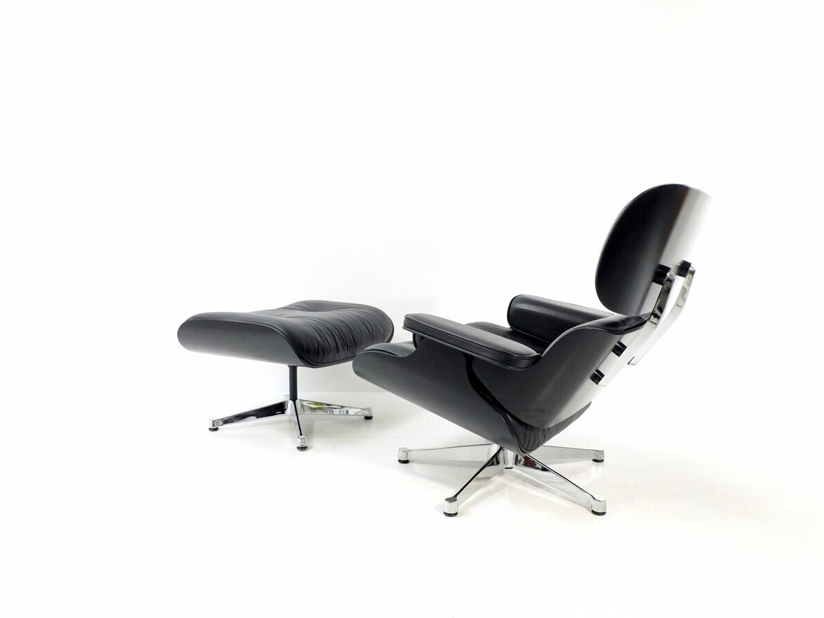 Artikelbild Black "Lounge Chair" - Ray und Charles Eames