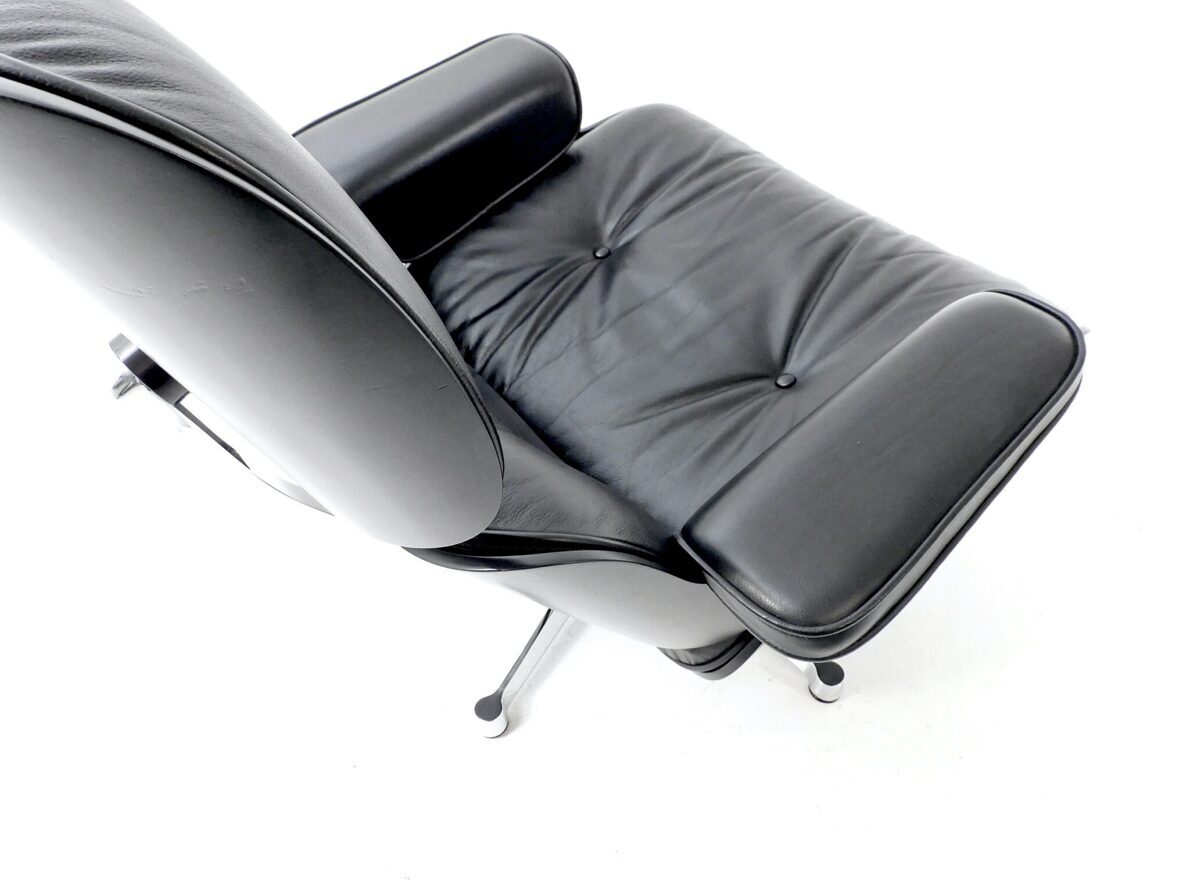 Artikelbild Black "Lounge Chair" - Ray und Charles Eames