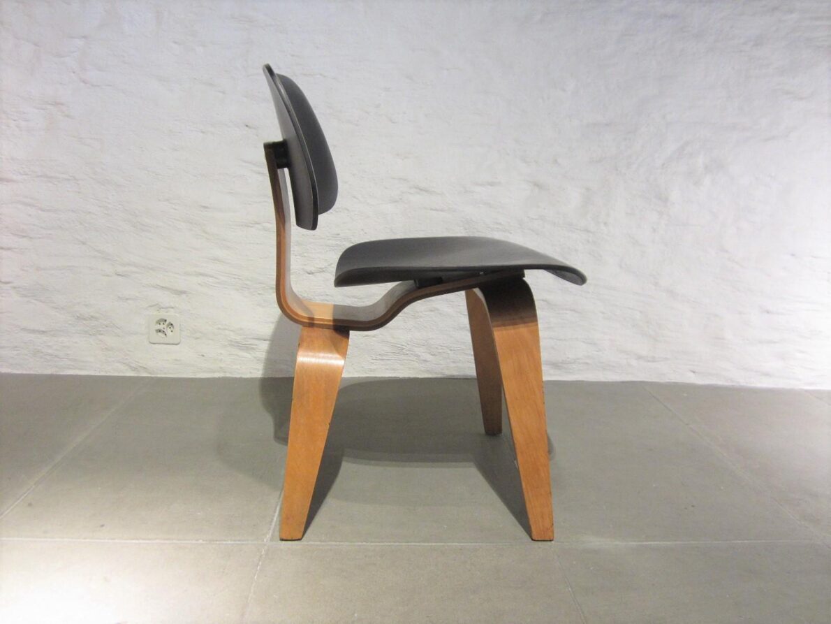 Artikelbild "DCW" Plywood Chair