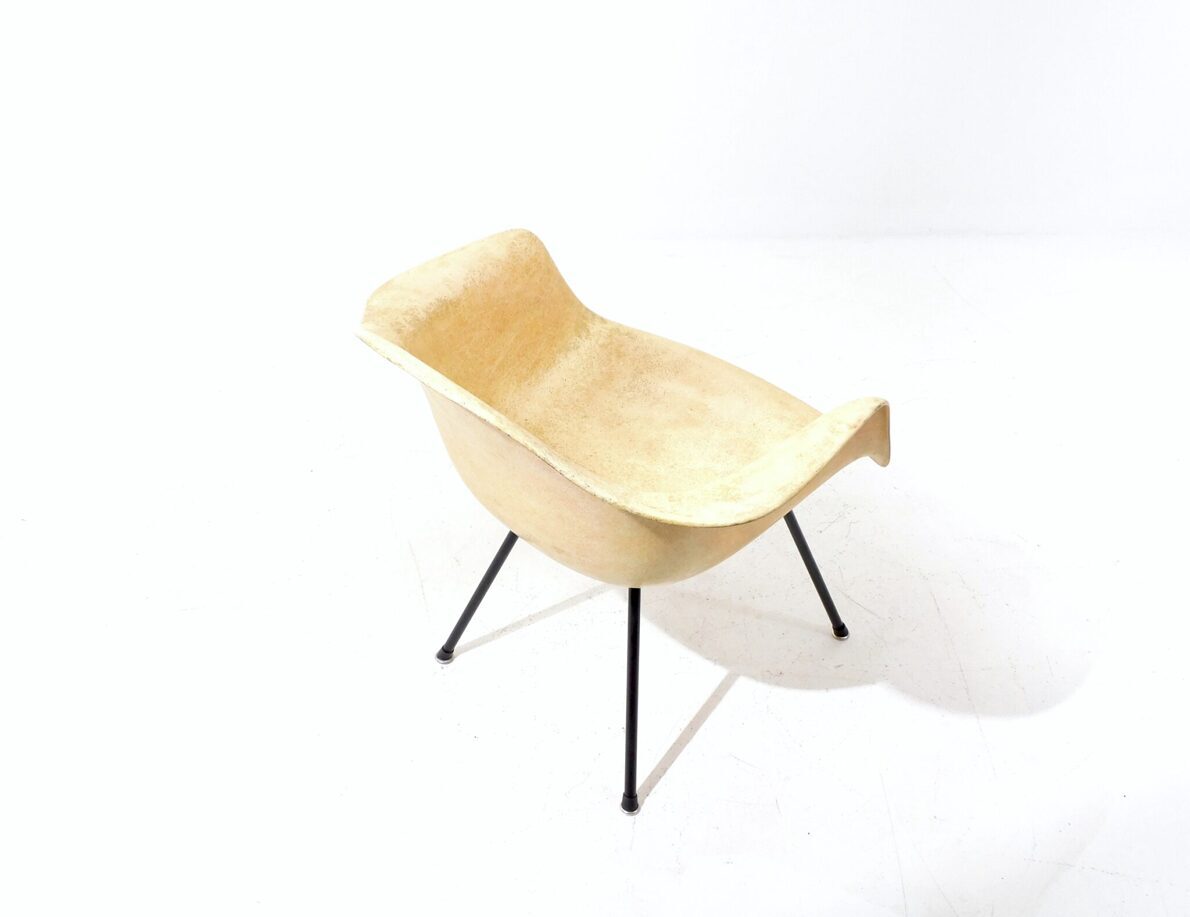 Artikelbild Fiberglass Armchair - Ray und Charles Eames